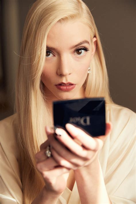 anya taylor-joy golden globes dior|Anya Taylor-Joy beauty.